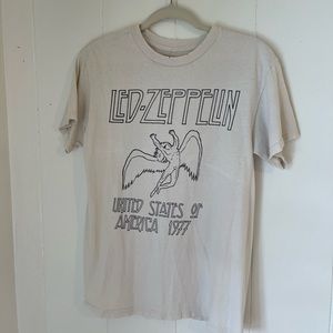 Brandy Melville band tee